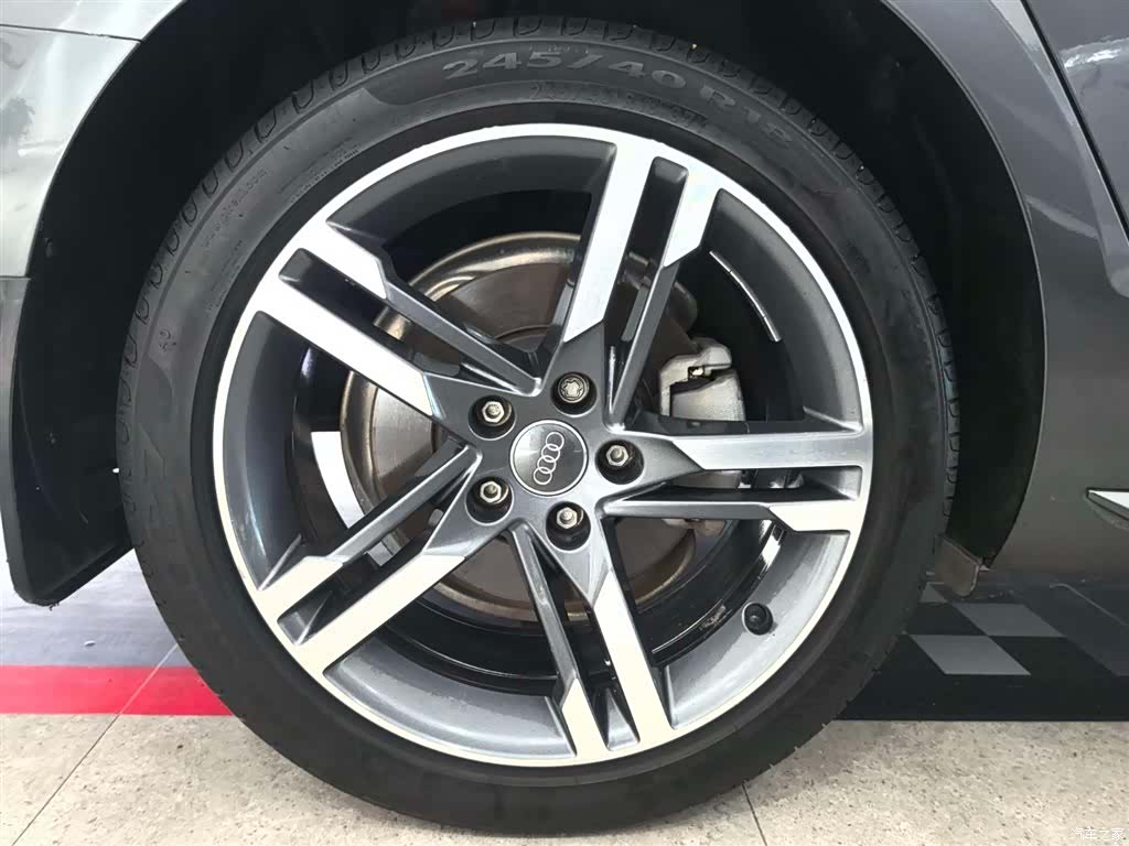 Audi A4L, 2020 18