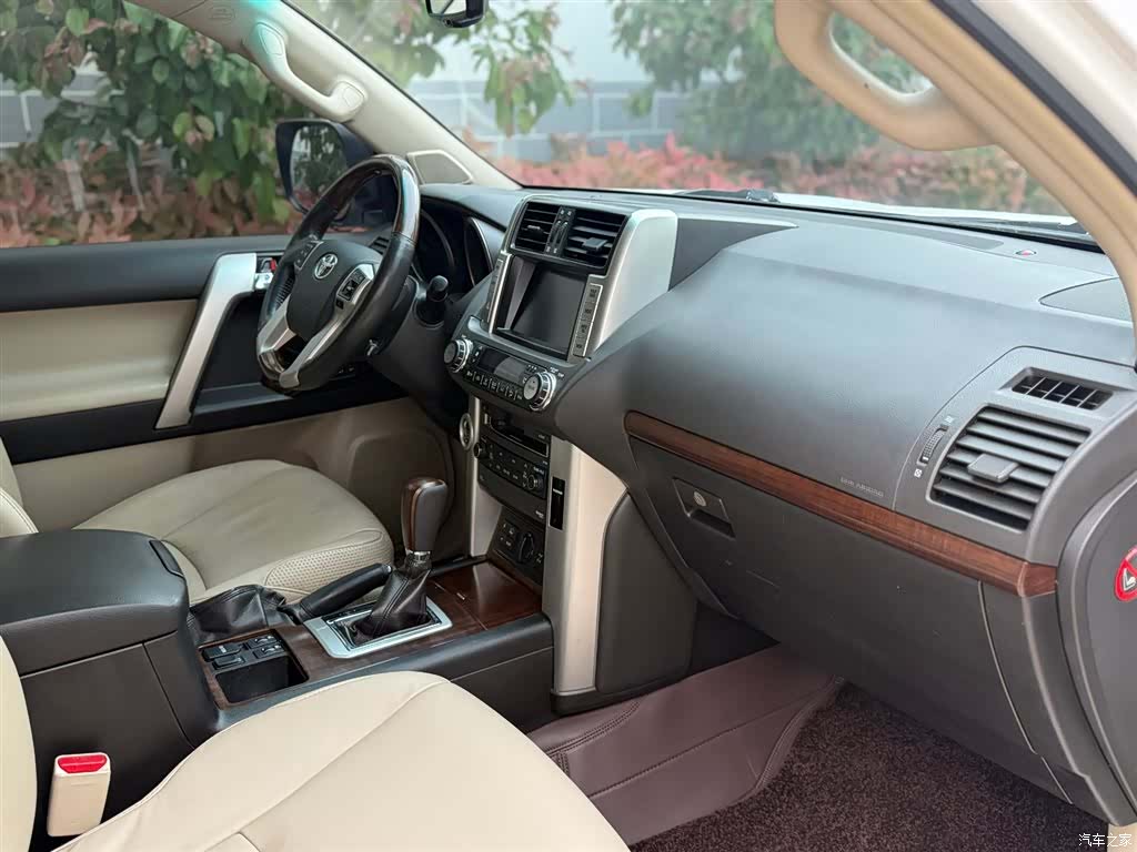 Toyota Prado, 2012 28