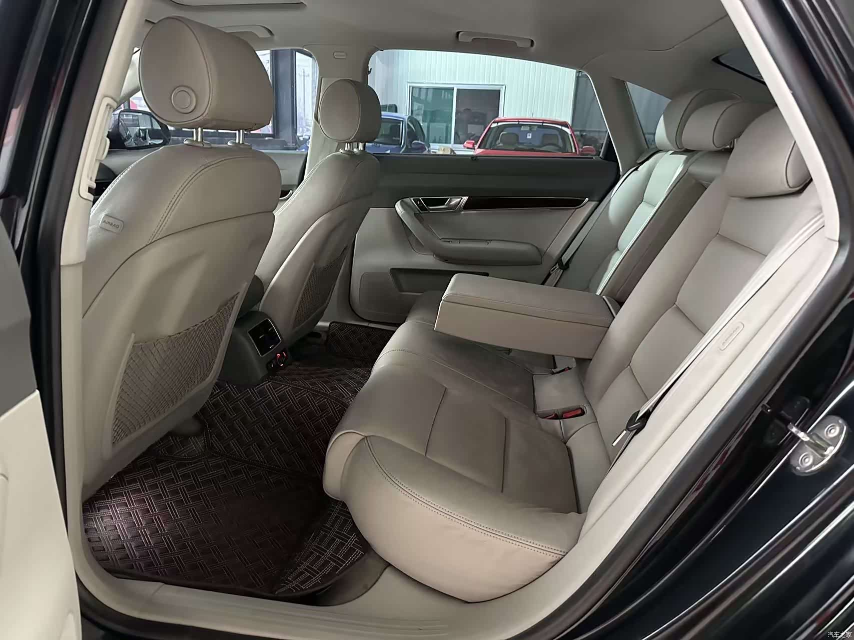 Audi A6L, 2011 6