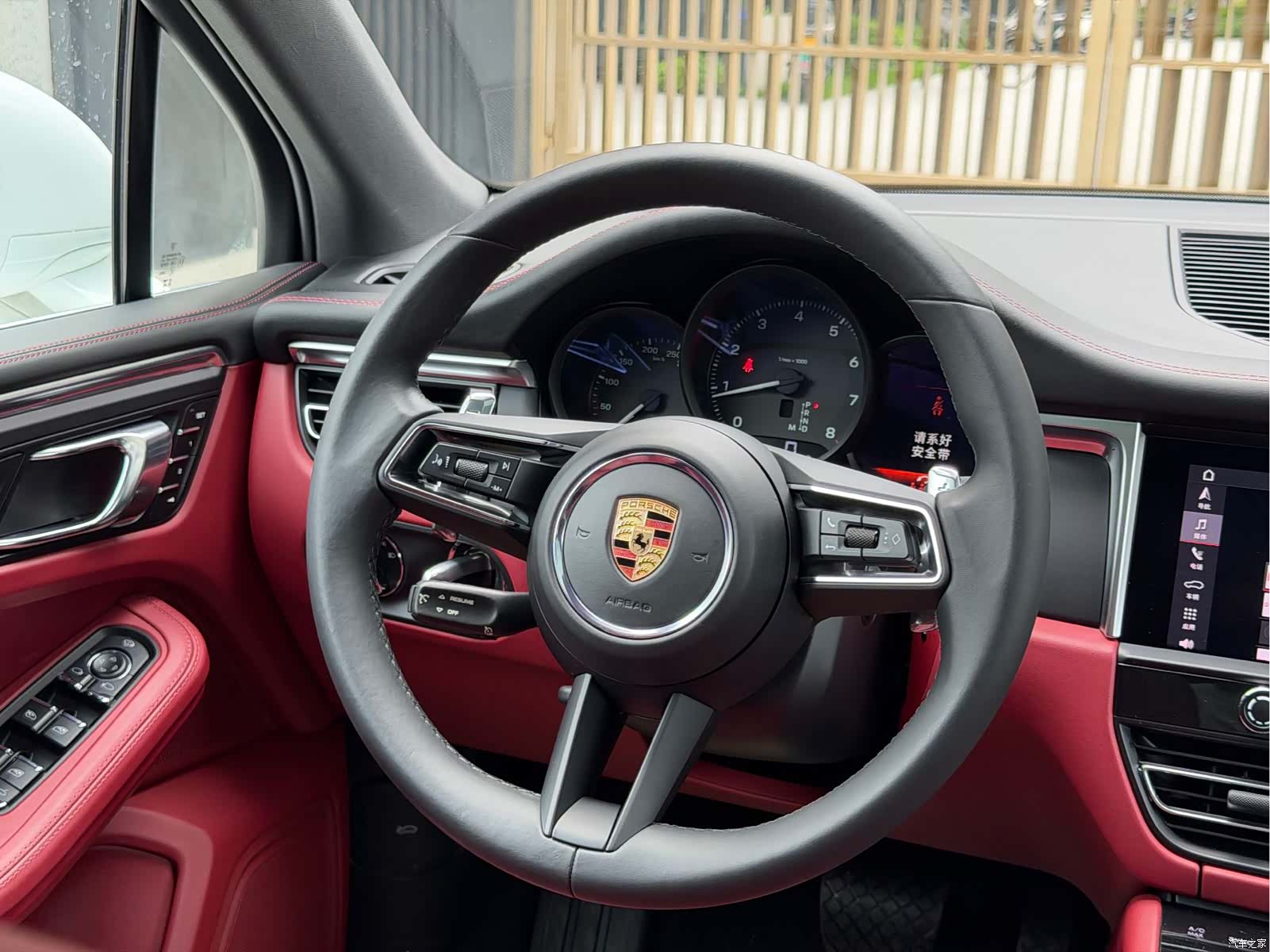 Porsche Macan, 2023 13
