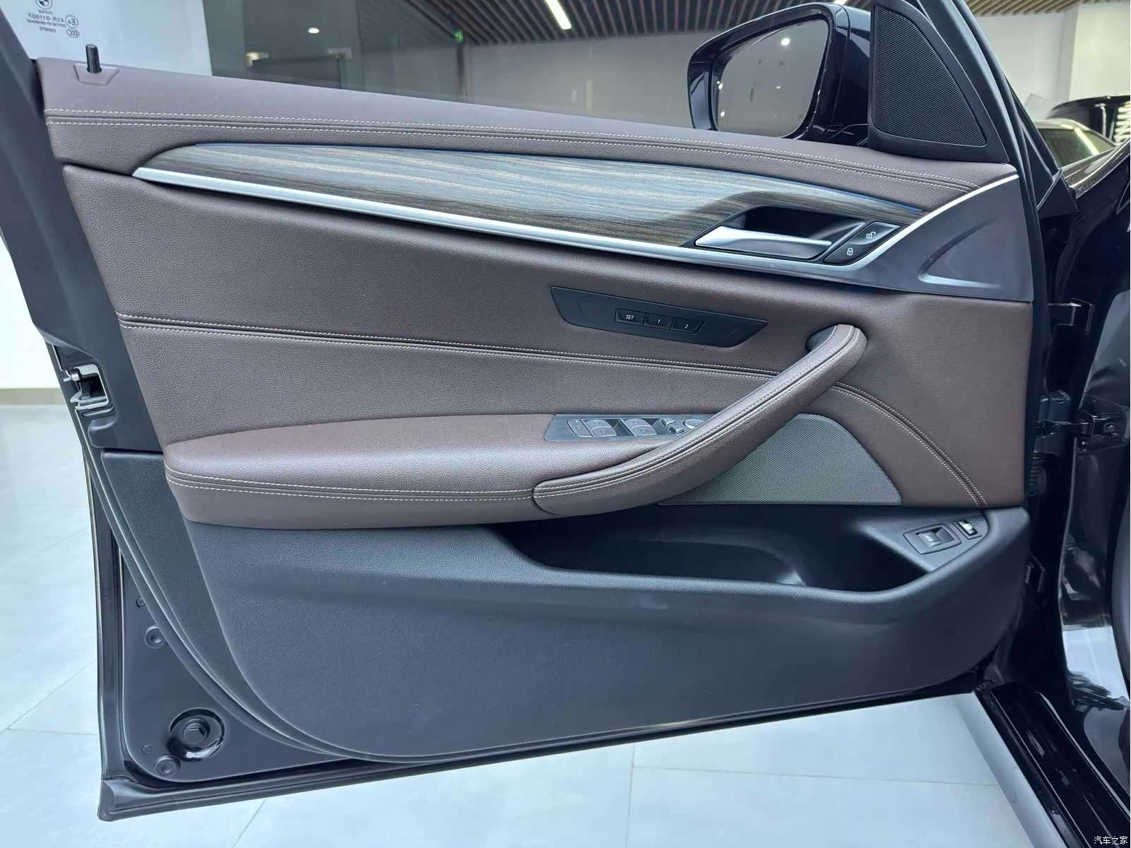 BMW 5 Series, 2020 16