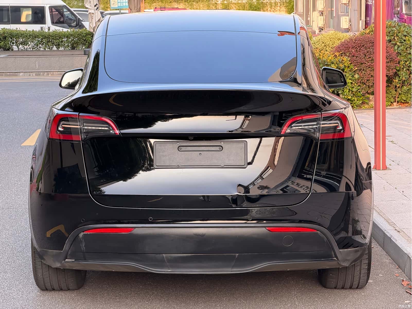 Tesla Model Y, 2023 все фото