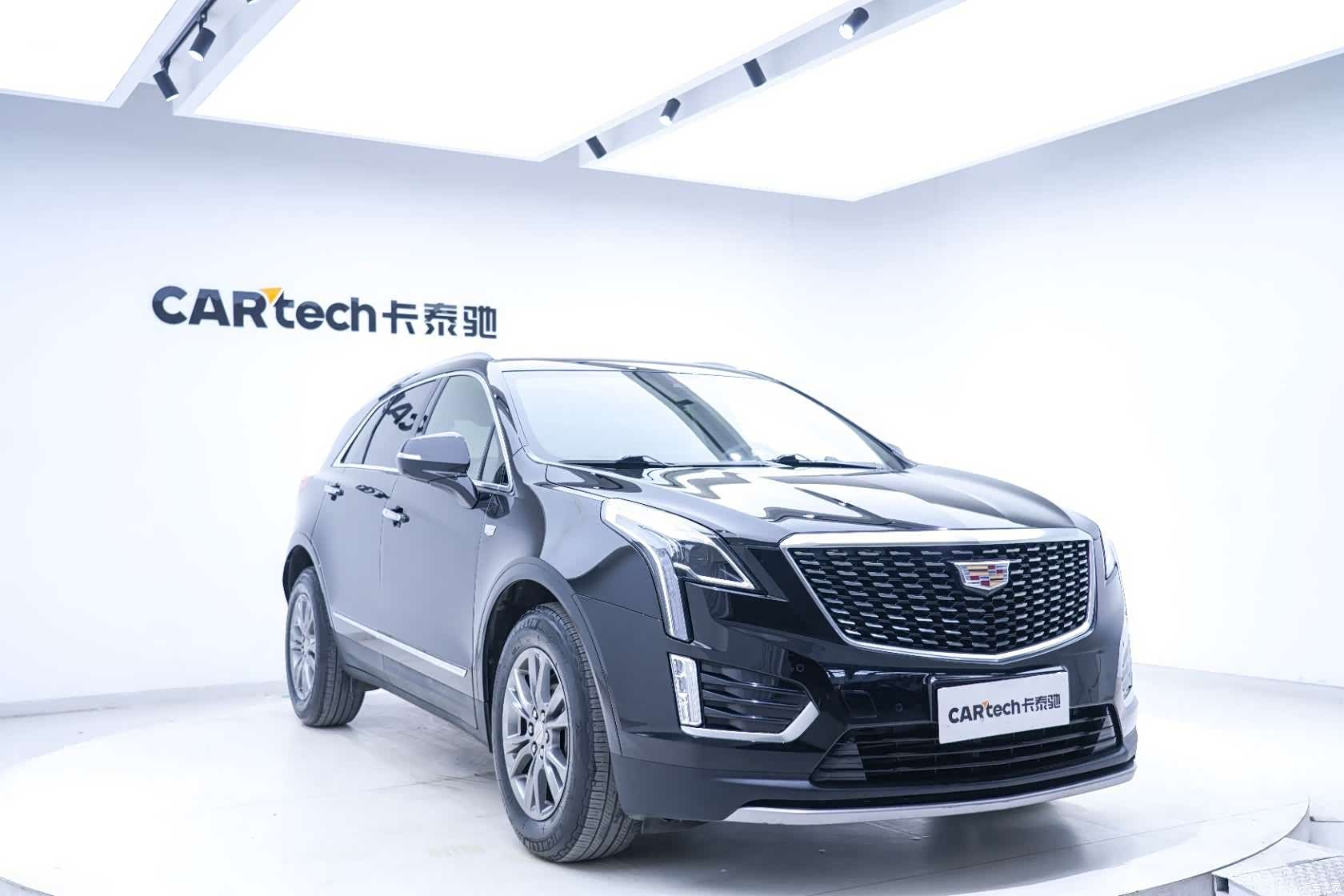 Cadillac XT5, 2021 все фото