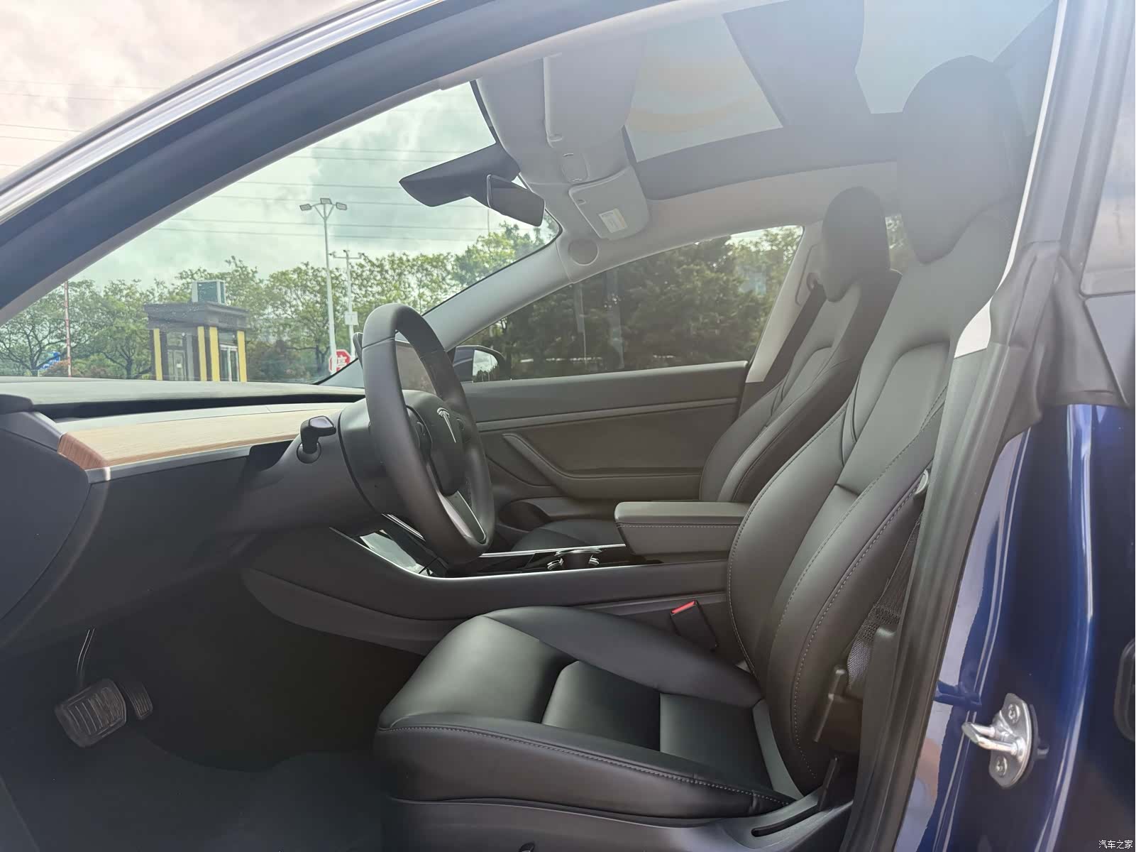 Tesla Model 3, 2020 4