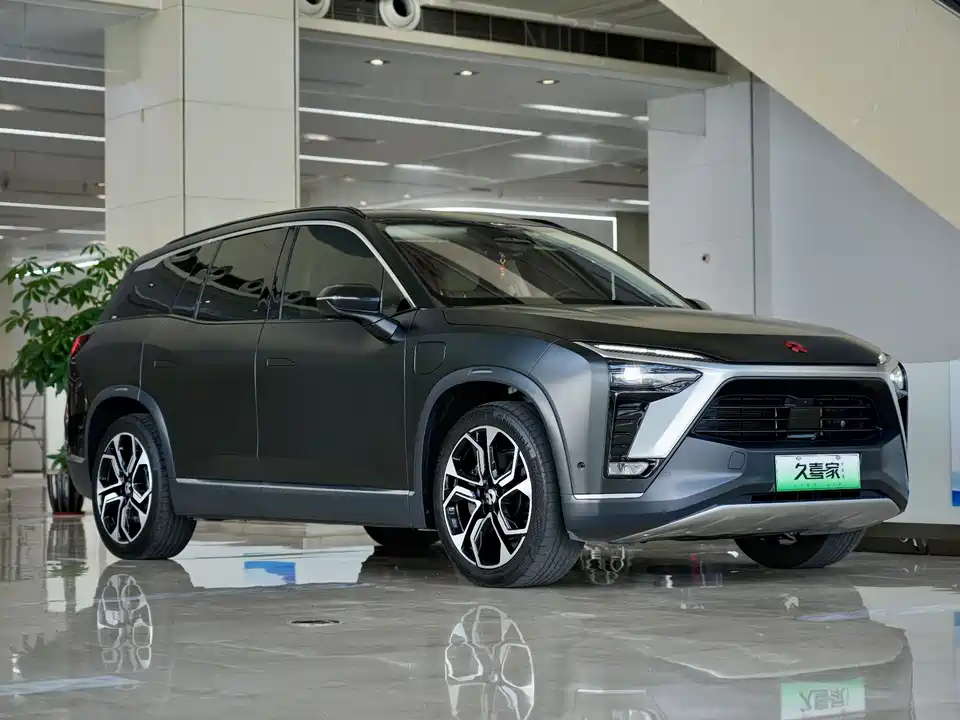 NIO ES8