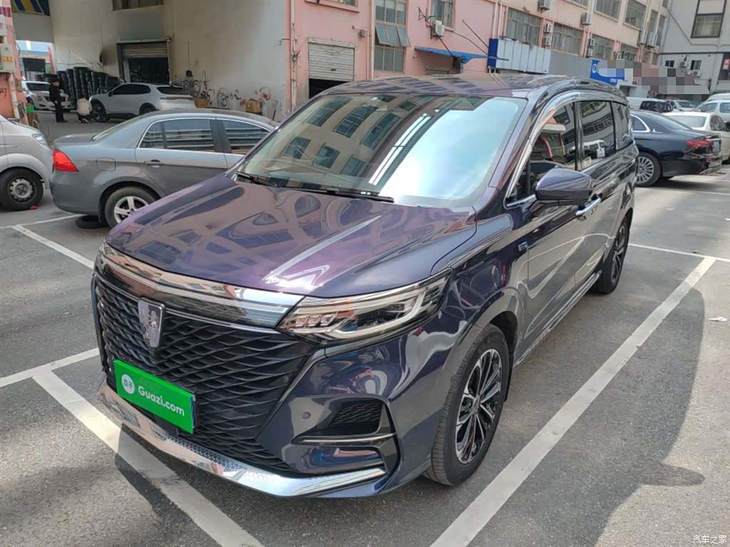 Roewe iMAX8, 2022 1