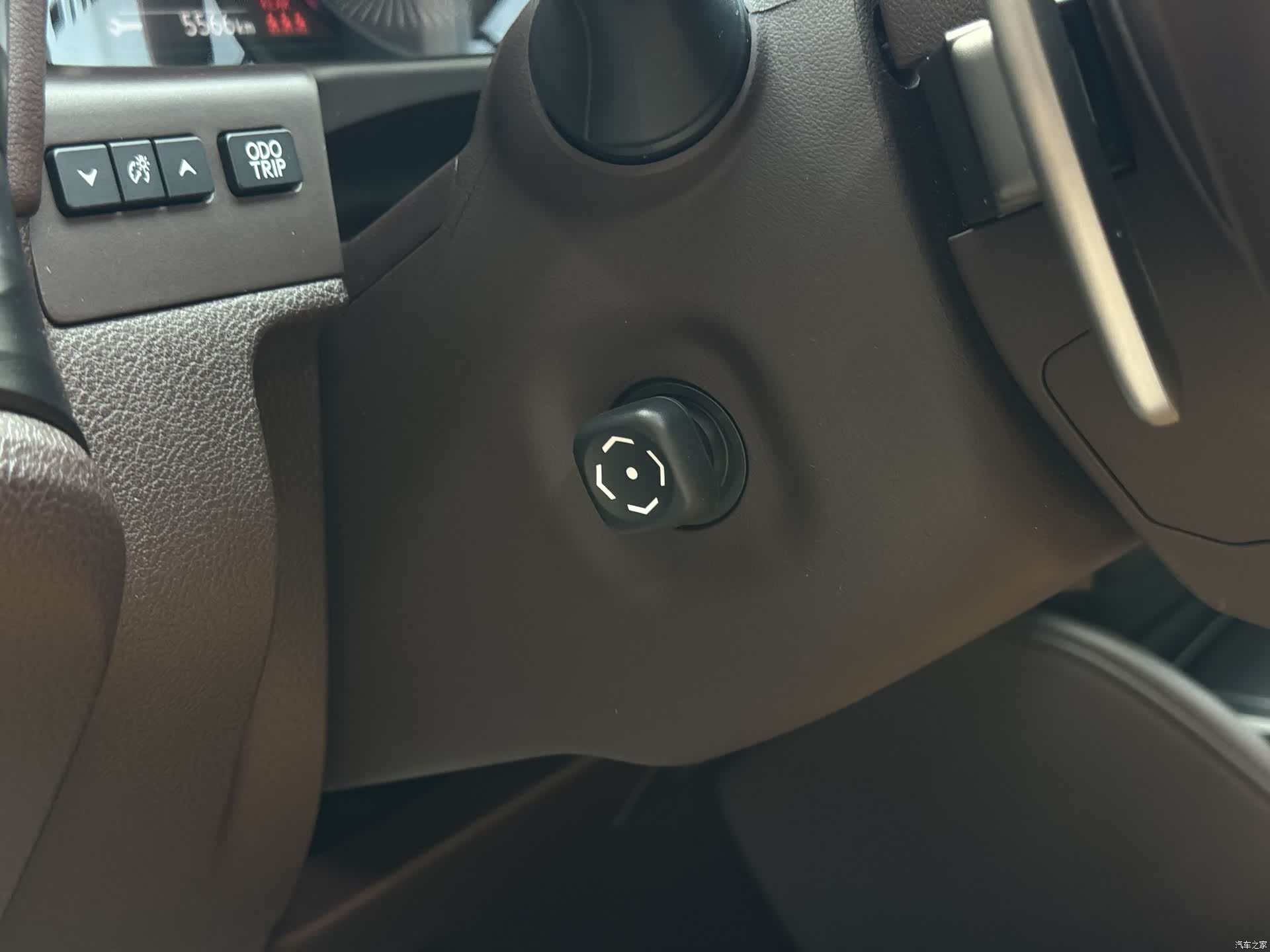 Lexus ES, 2019 14