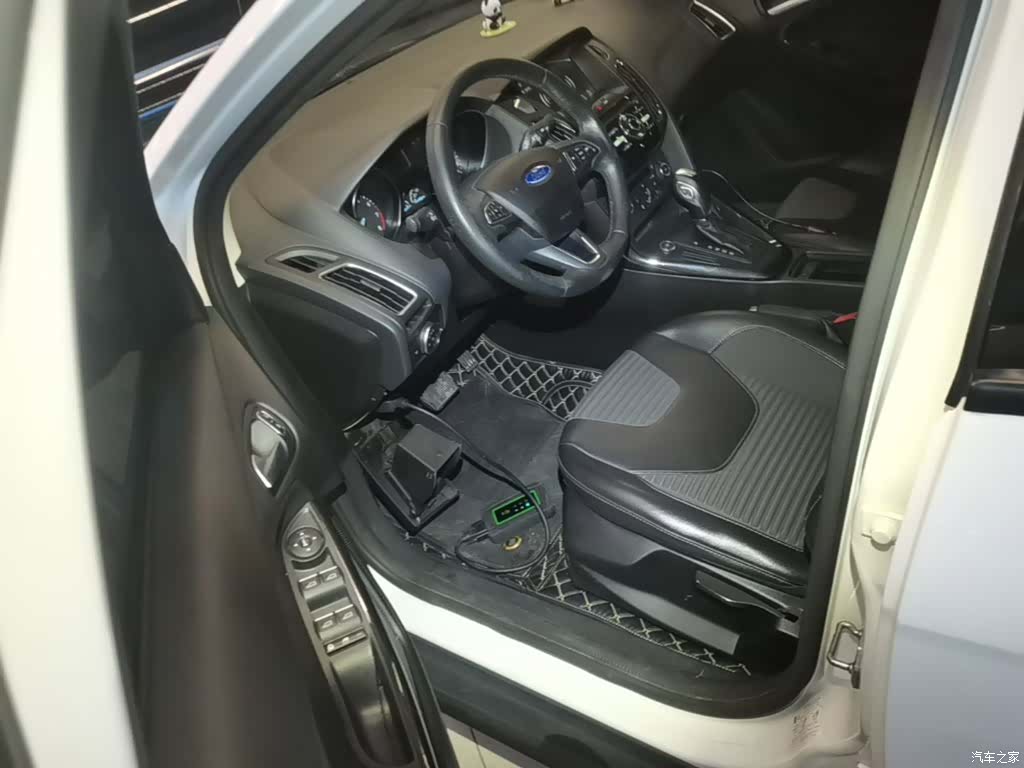 Ford Focus, 2016 16