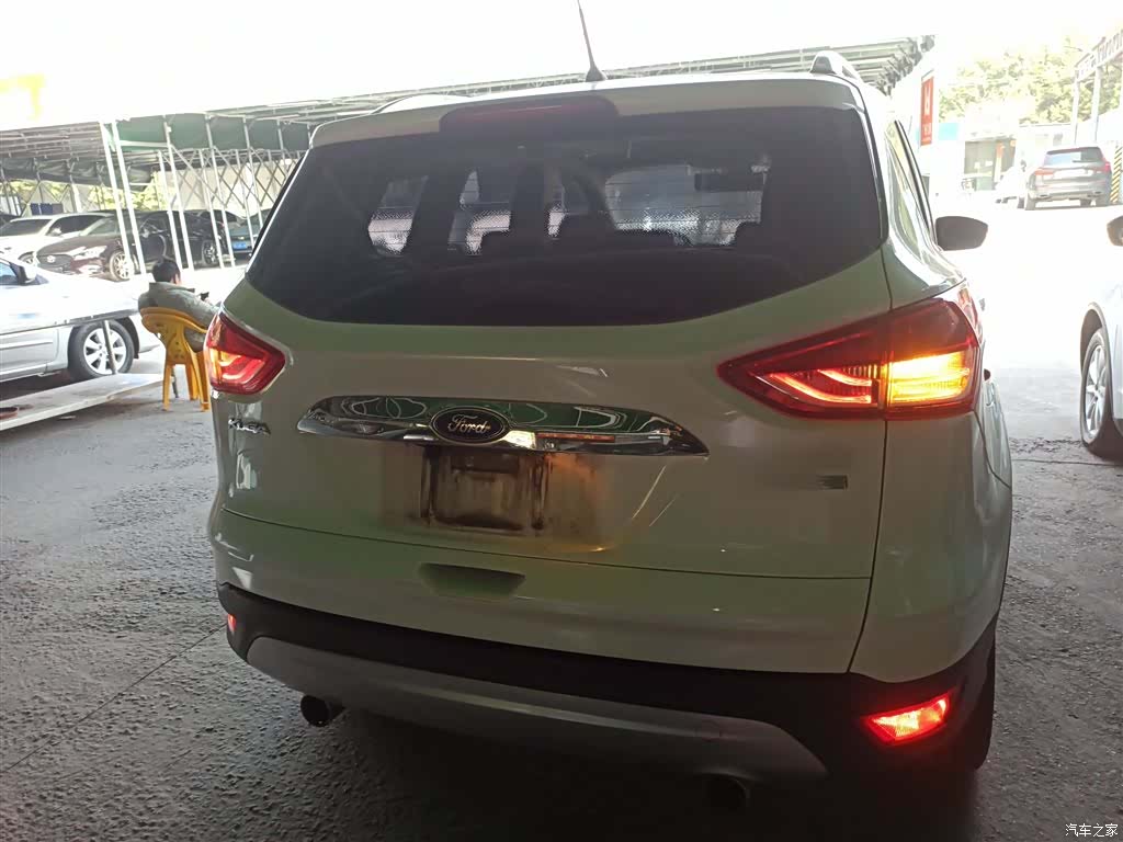 Ford Kuga, 2016 6