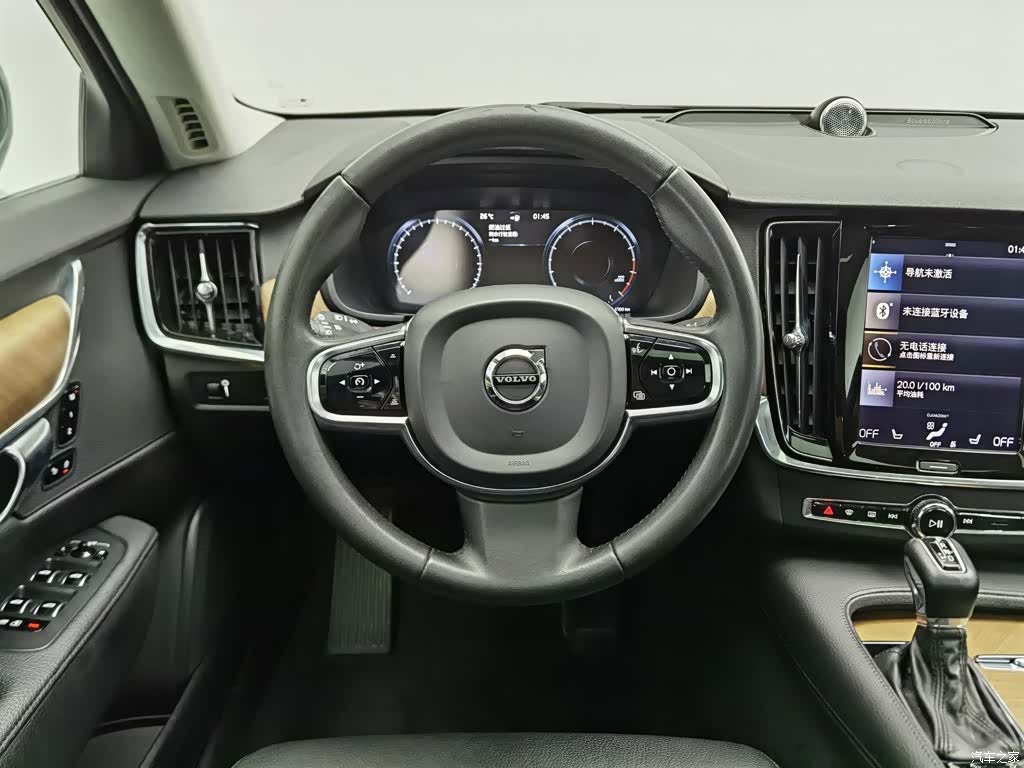Volvo S90, 2019 11