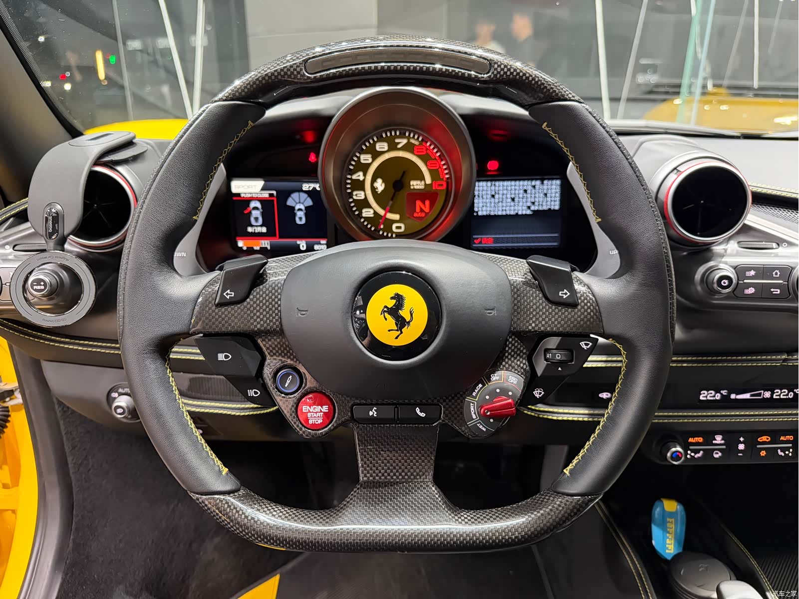Ferrari F8, 2022 все фото