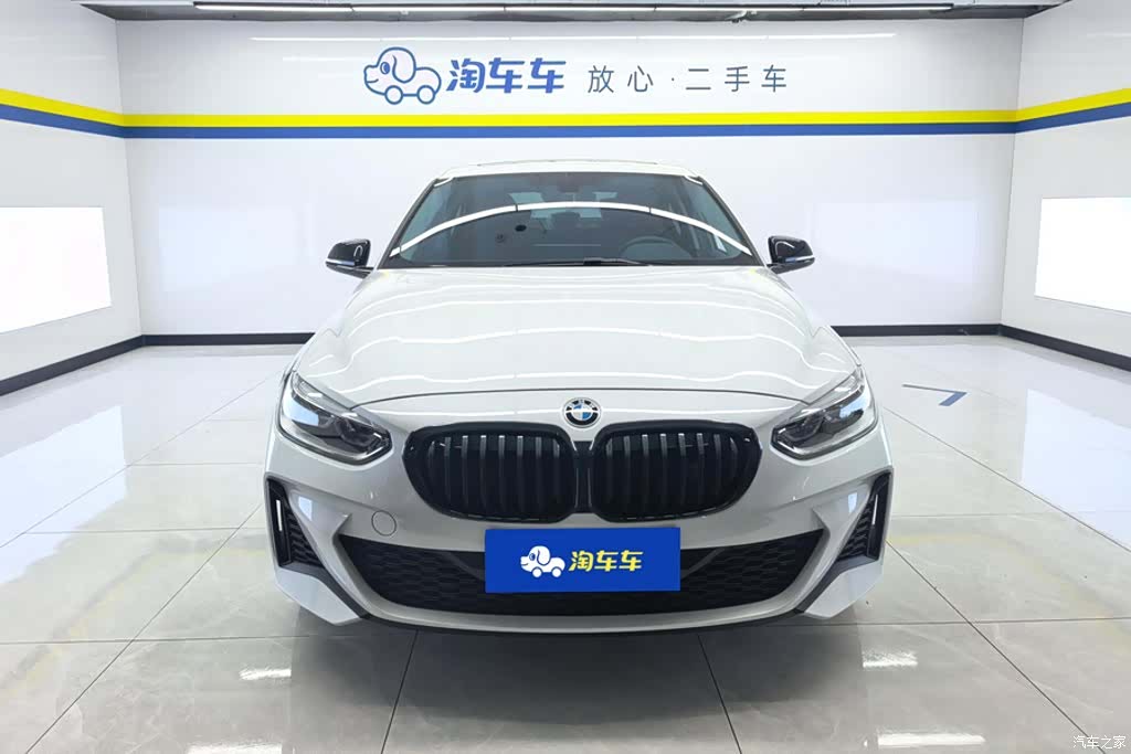 BMW 1 Series, 2022 2