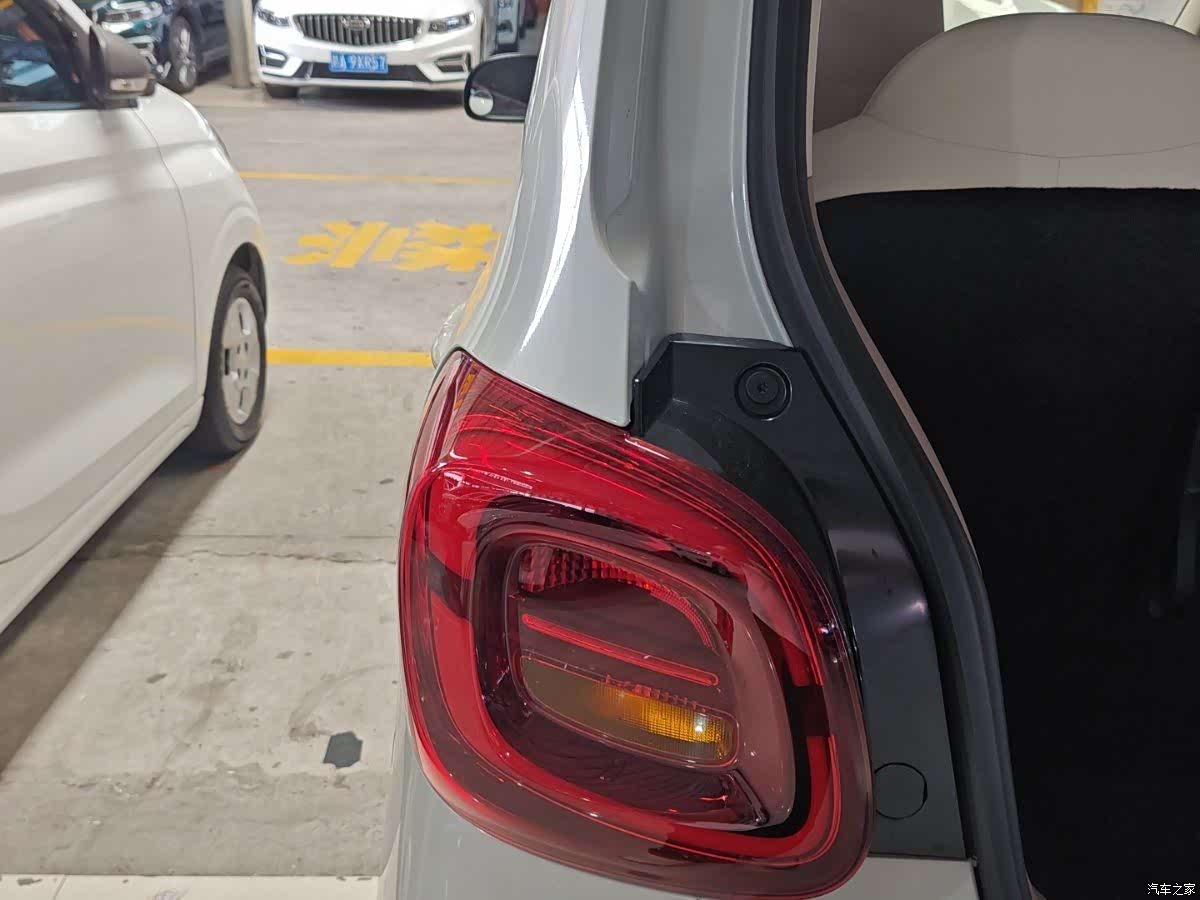 Wuling MINIEV, 2025 11