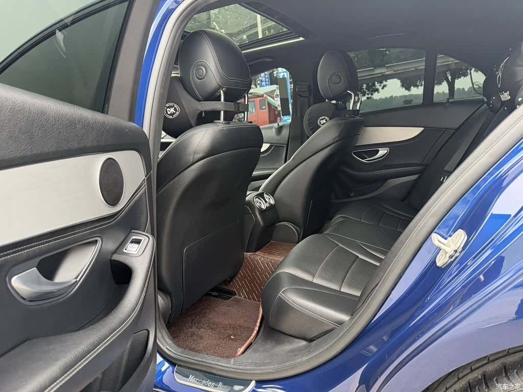 Mercedes-Benz C-Class, 2015 6