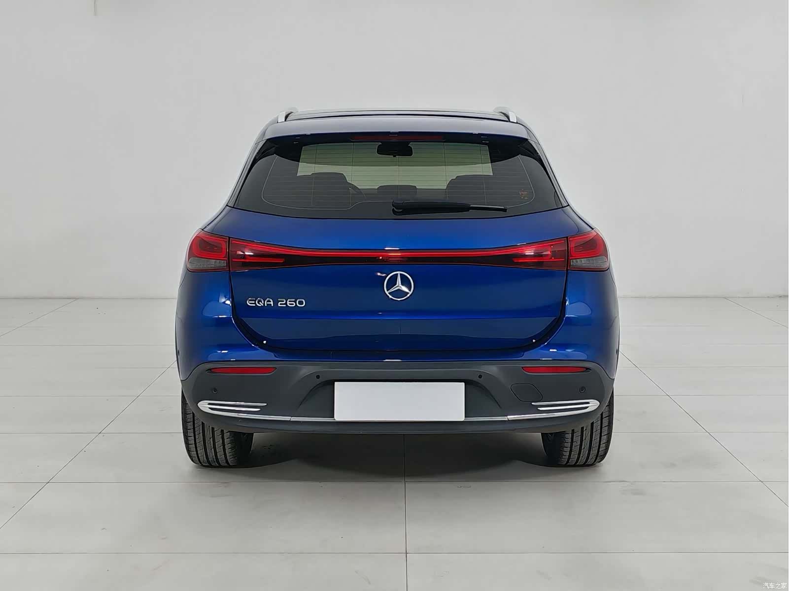 Mercedes-Benz EQA, 2023 все фото