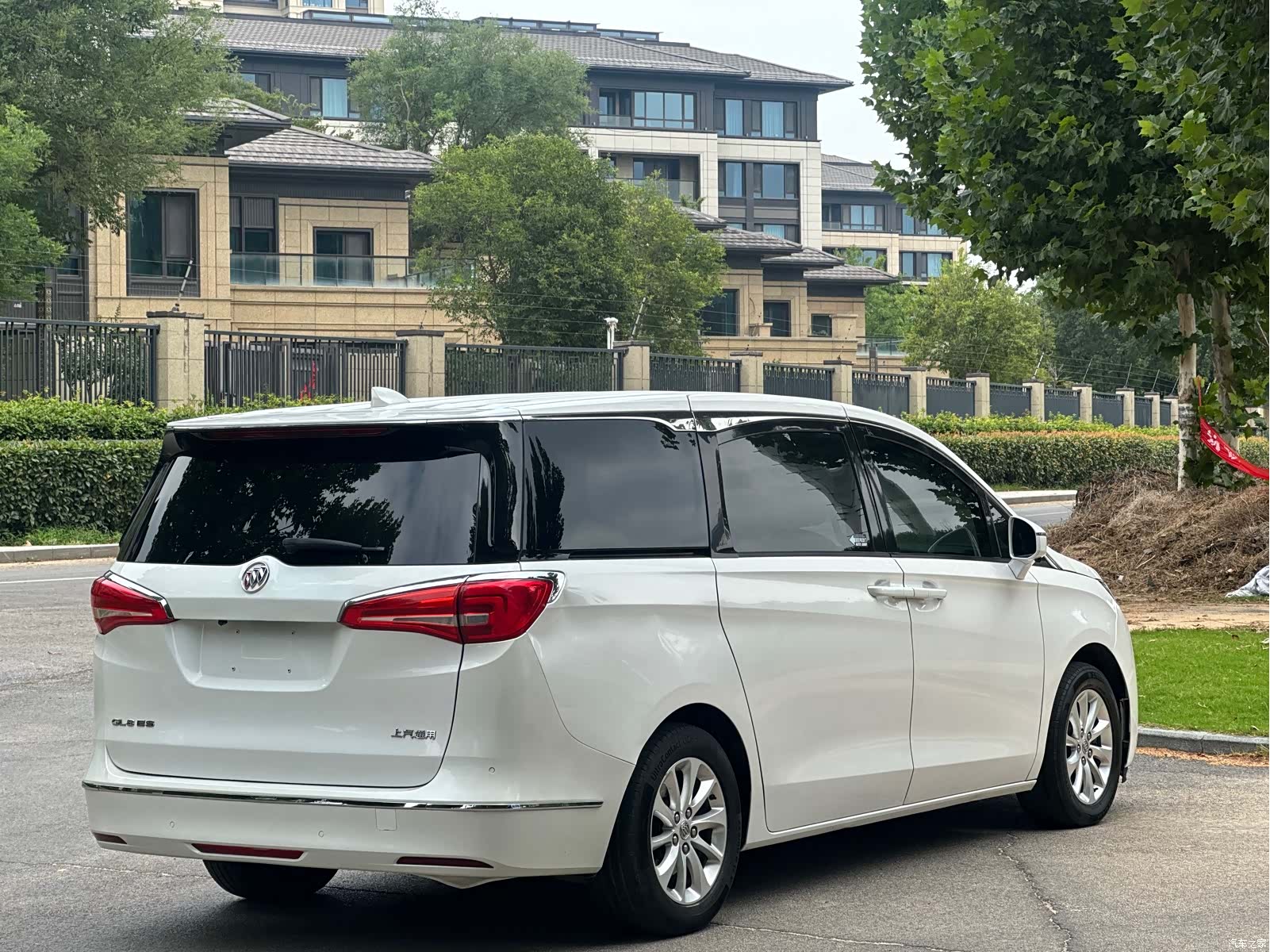 Buick GL8, 2019 15