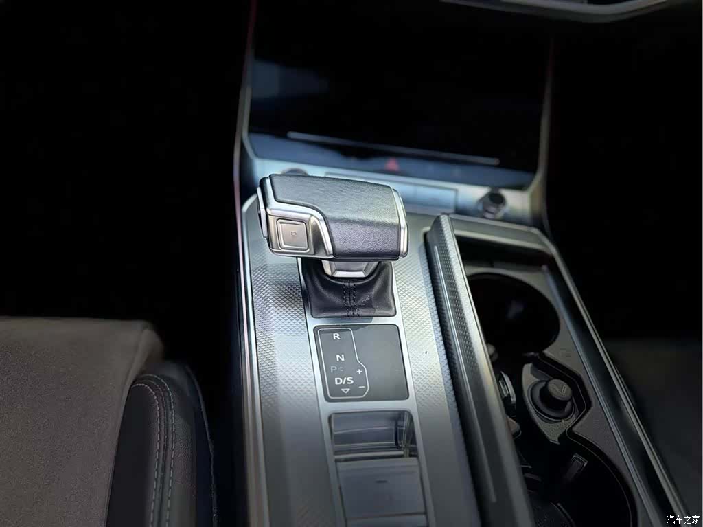 Audi A6L, 2023 13