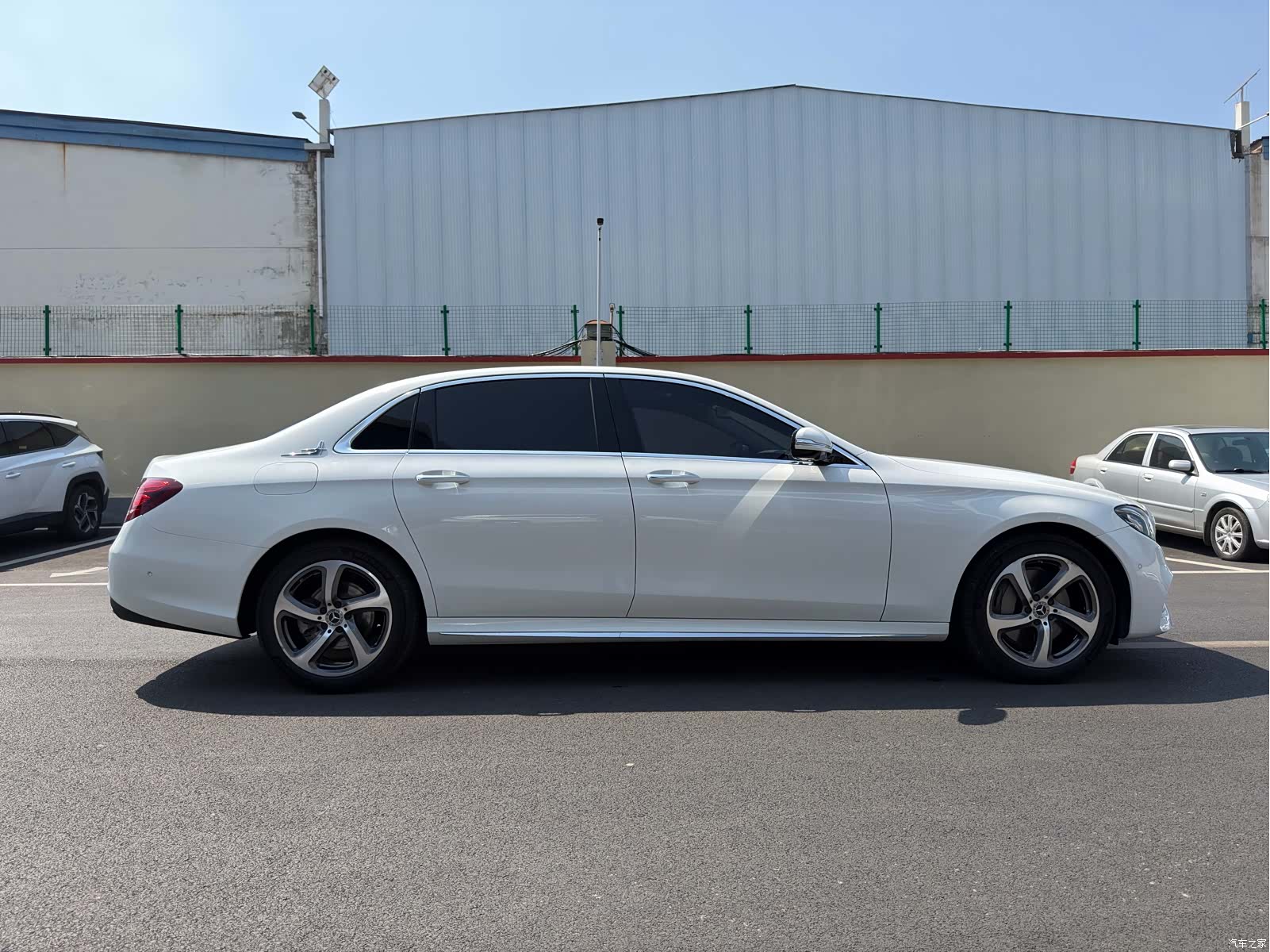 Mercedes-Benz E-Class, 2019 13