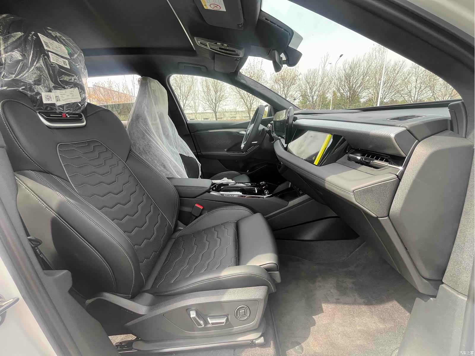 Audi e-tron, 2026 33