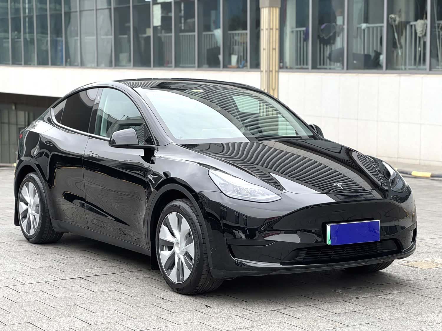 Tesla Model Y, 2023 3