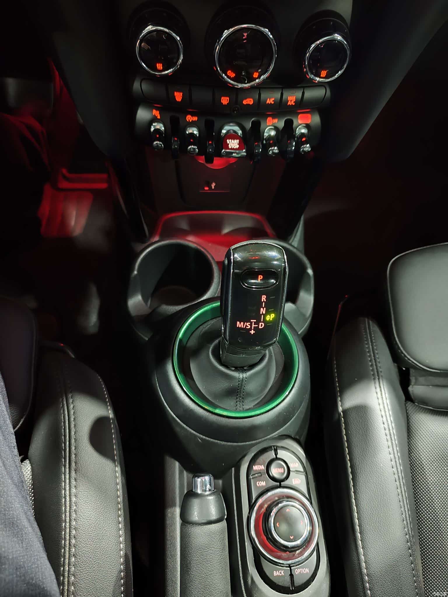 Mini Cooper, 2022 14