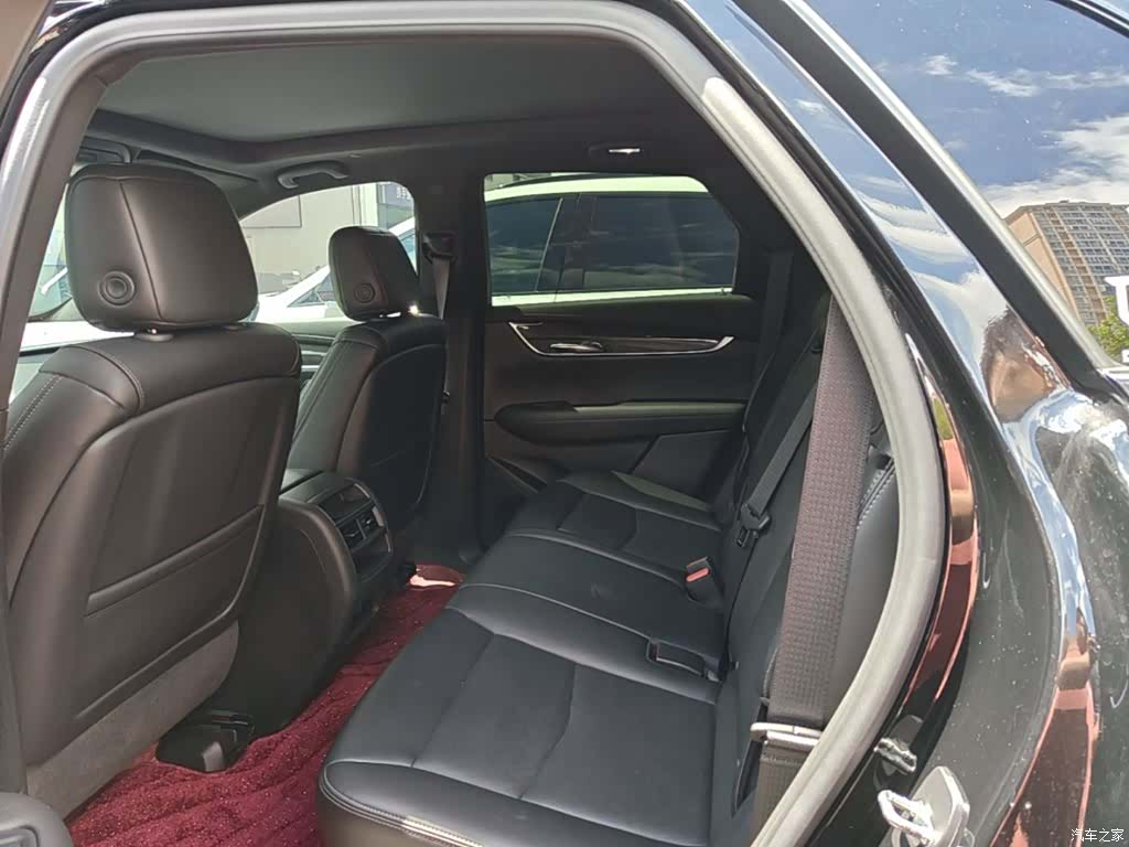 Cadillac XT5, 2024 17