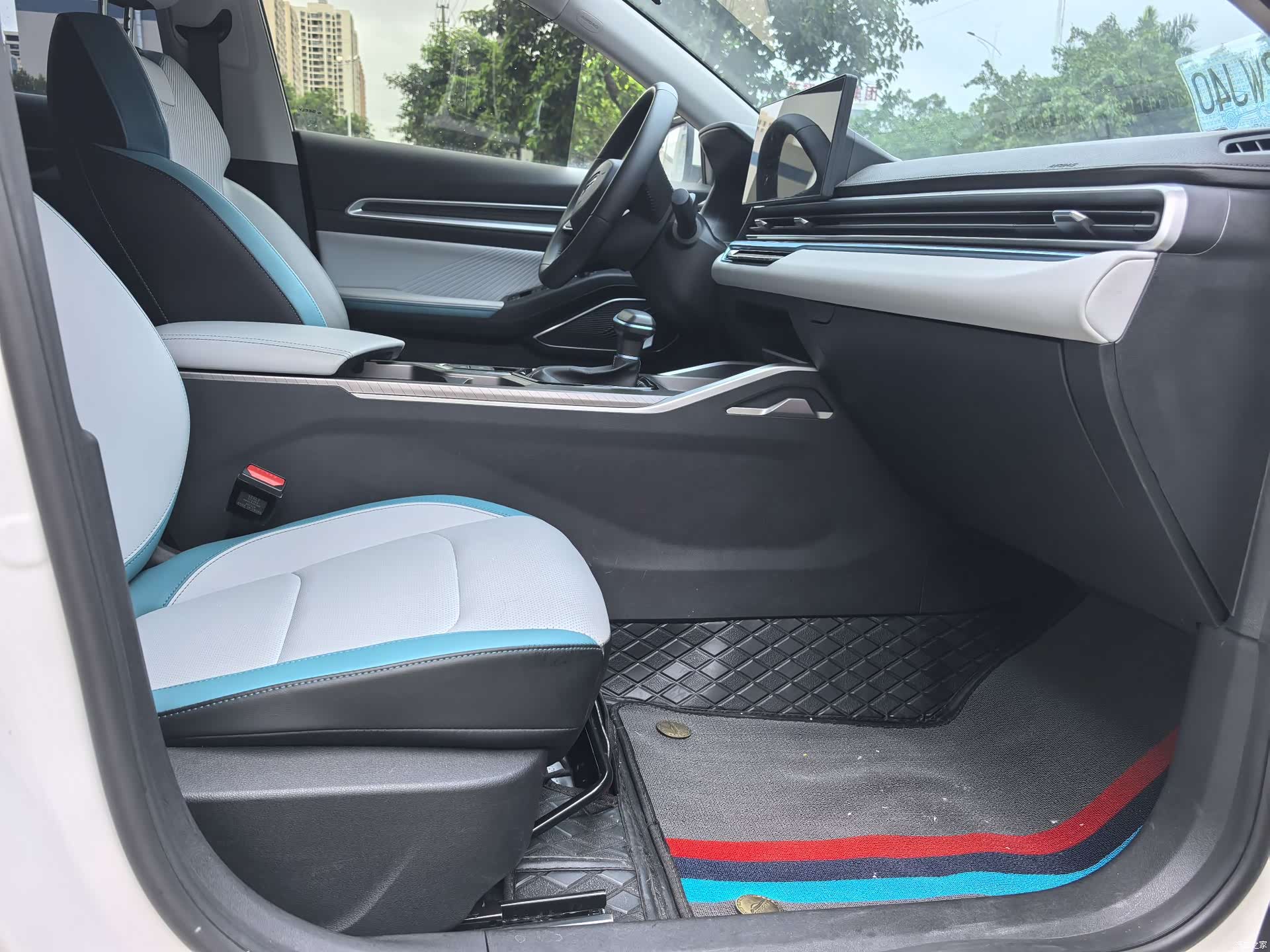 Geely Emgrand, 2023 10