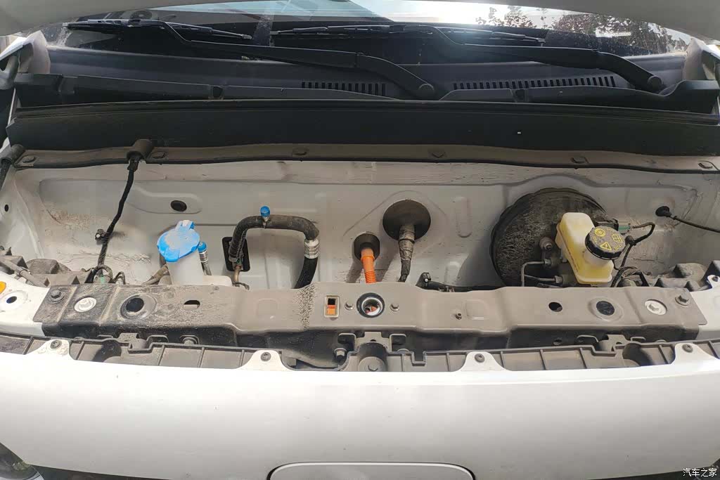 Geely Panda, 2025 10