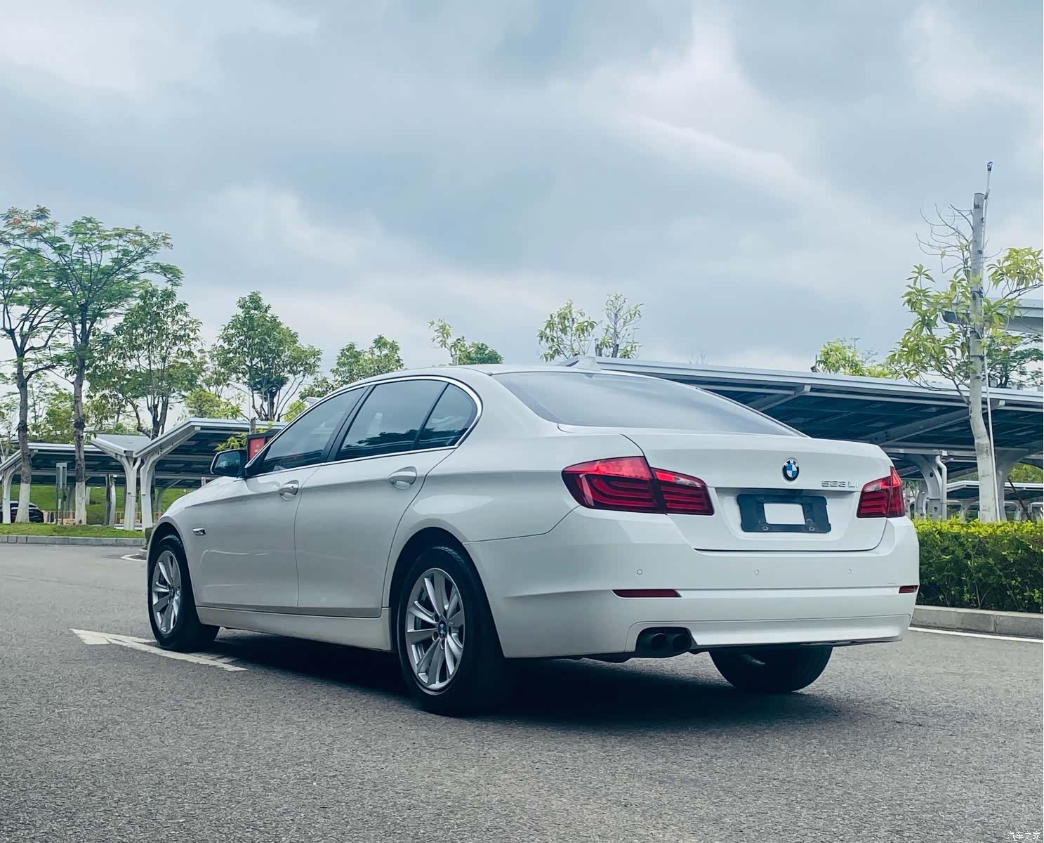 BMW 5 Series, 2011 7