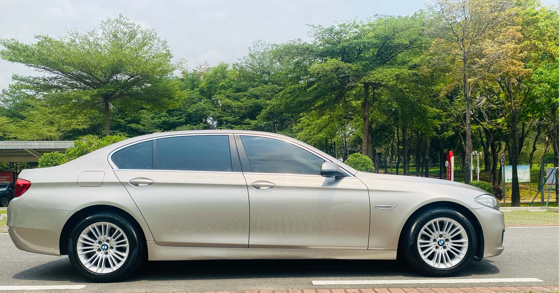 BMW 5 Series, 2014 4