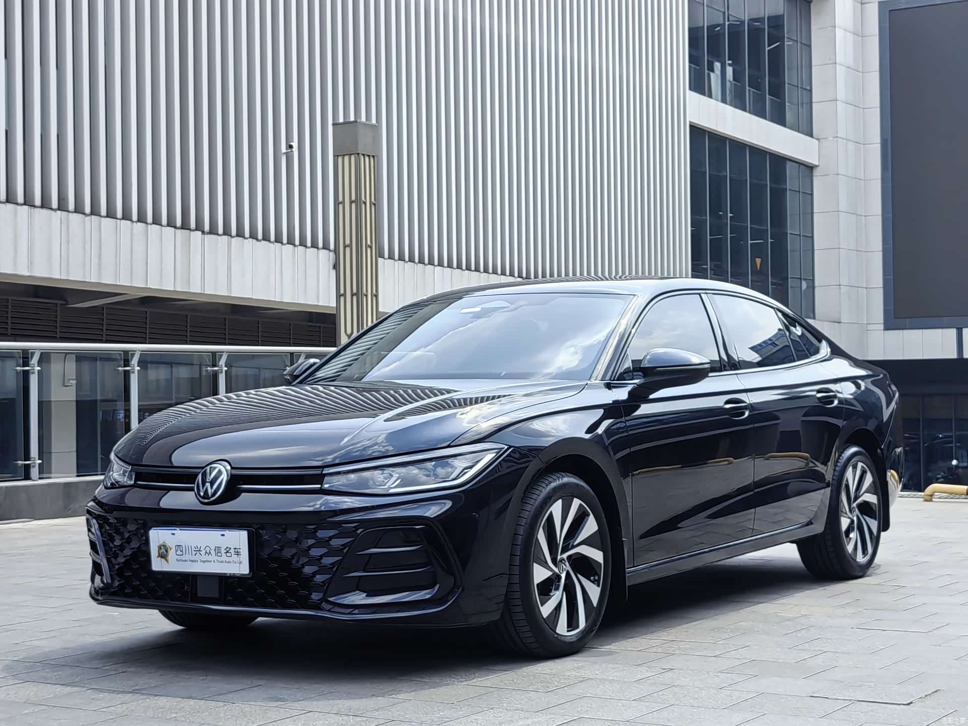 Volkswagen Passat, 2025 2