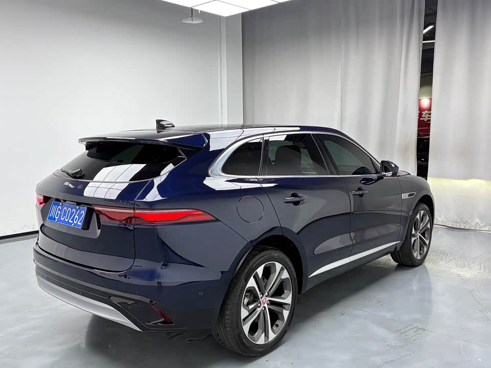 Jaguar F-PACE Jaguar F-PACE
