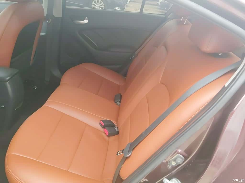 Kia K3, 2015 17