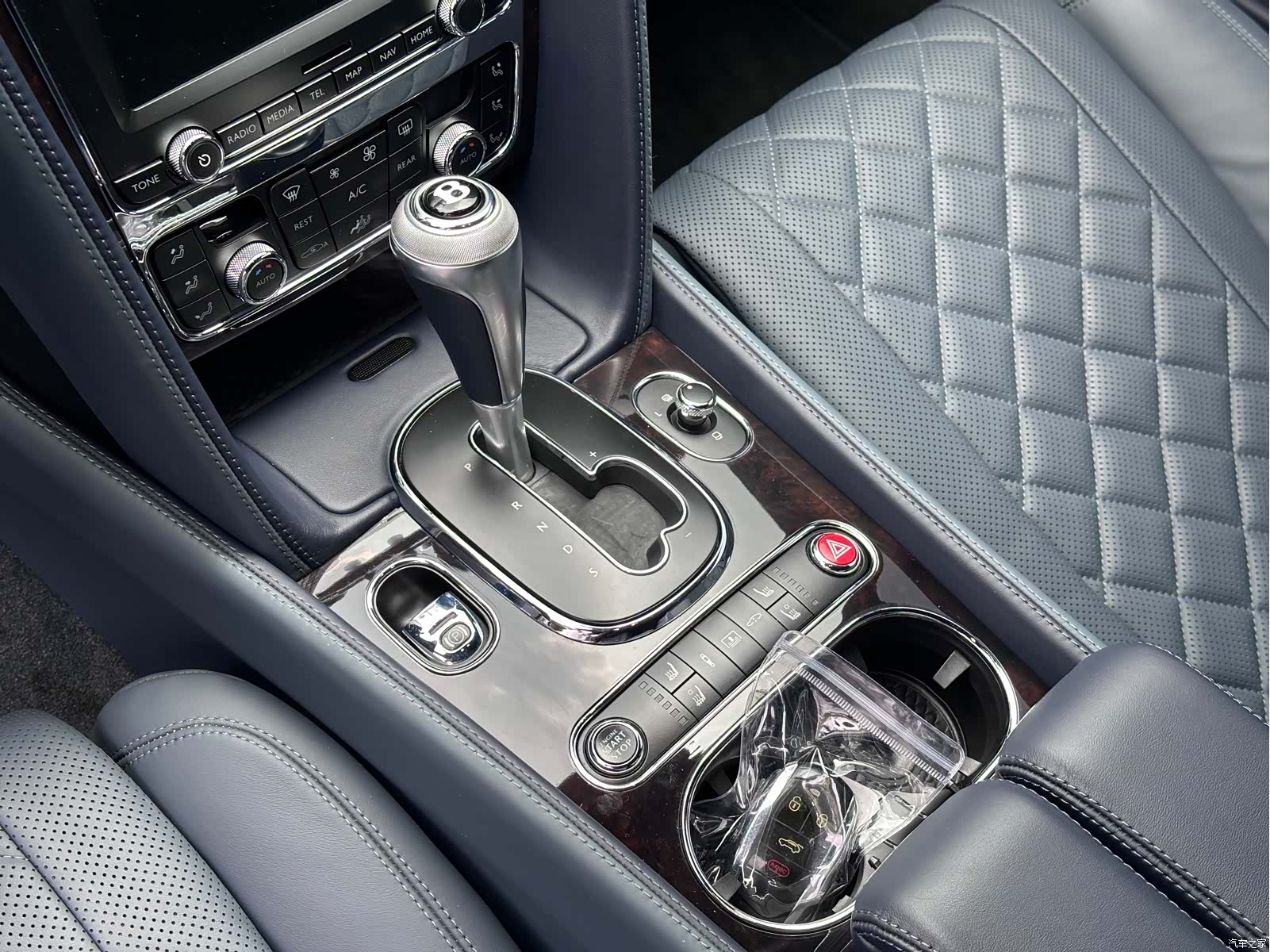 Bentley Flying Spur, 2018 16