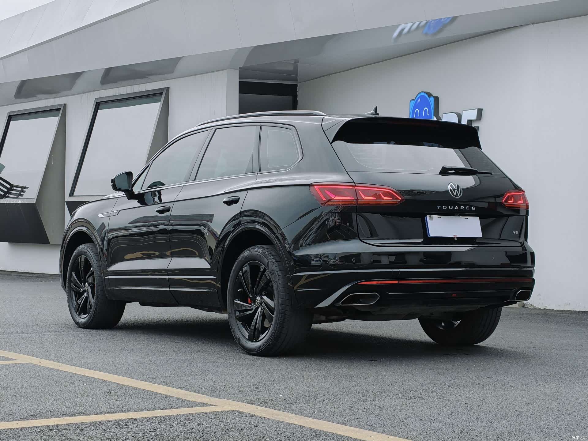 Volkswagen Touareg, 2023 3