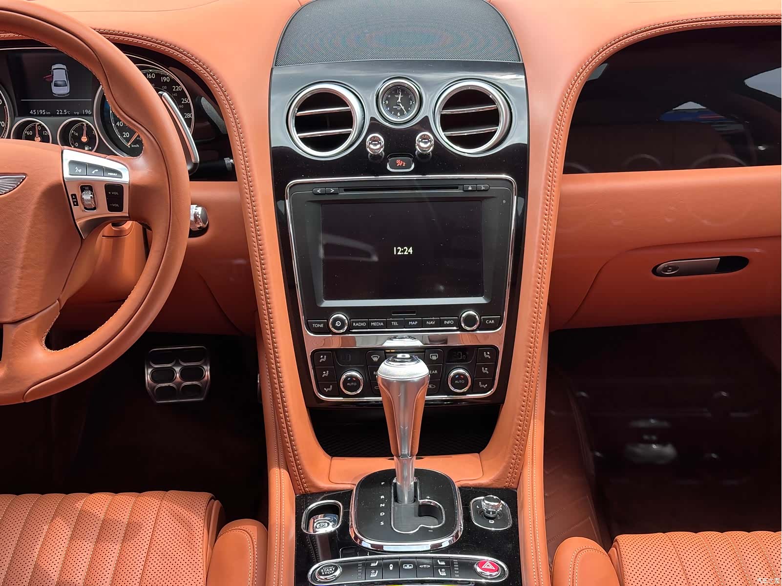 Bentley Flying Spur, 2019 21