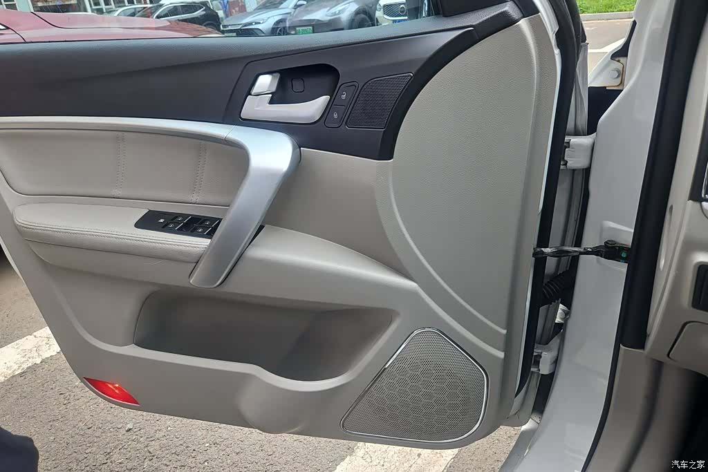 Geely Emgrand, 2016 7