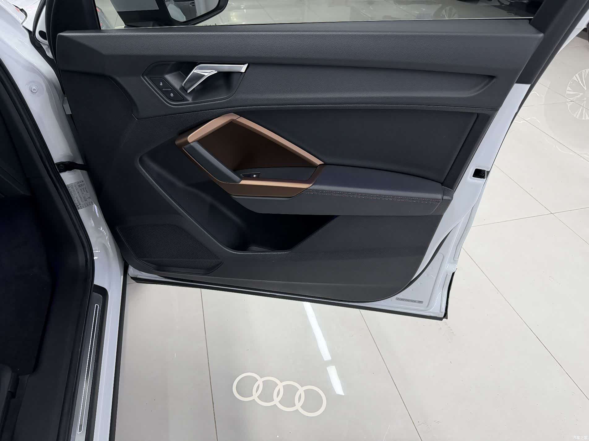 Audi Q3, 2021 все фото