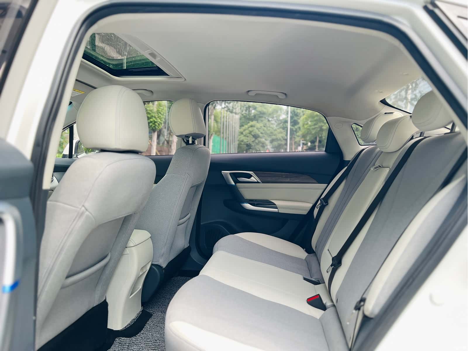 BAIC EU5, 2019 11