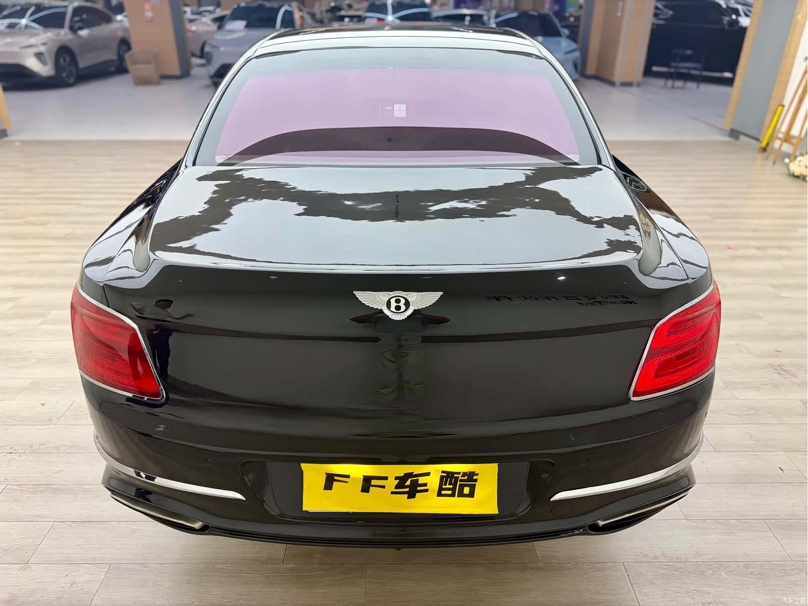 Bentley Flying Spur, 2009 10
