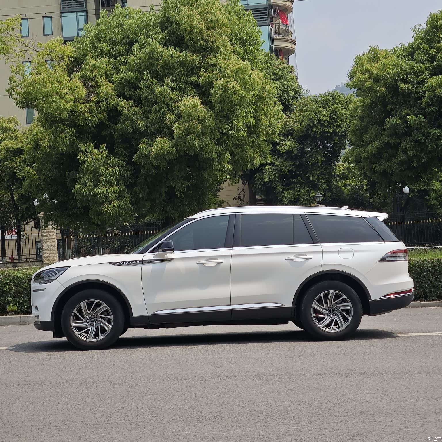 Lincoln Aviator, 2021 7