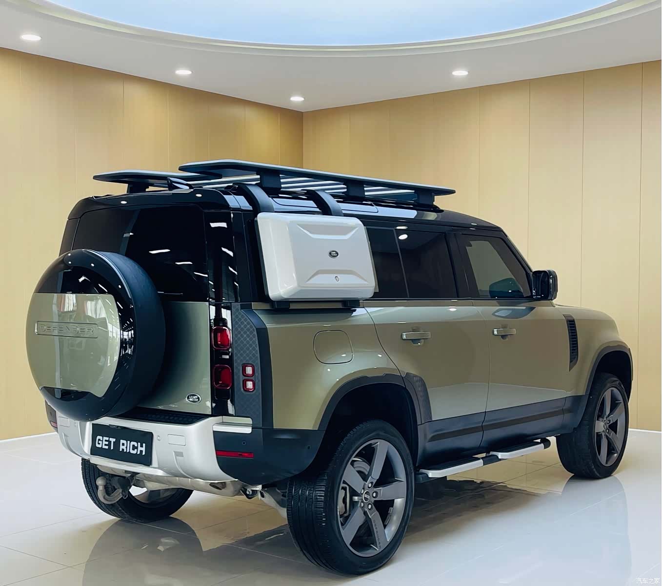 Land Rover Defender, 2023 9