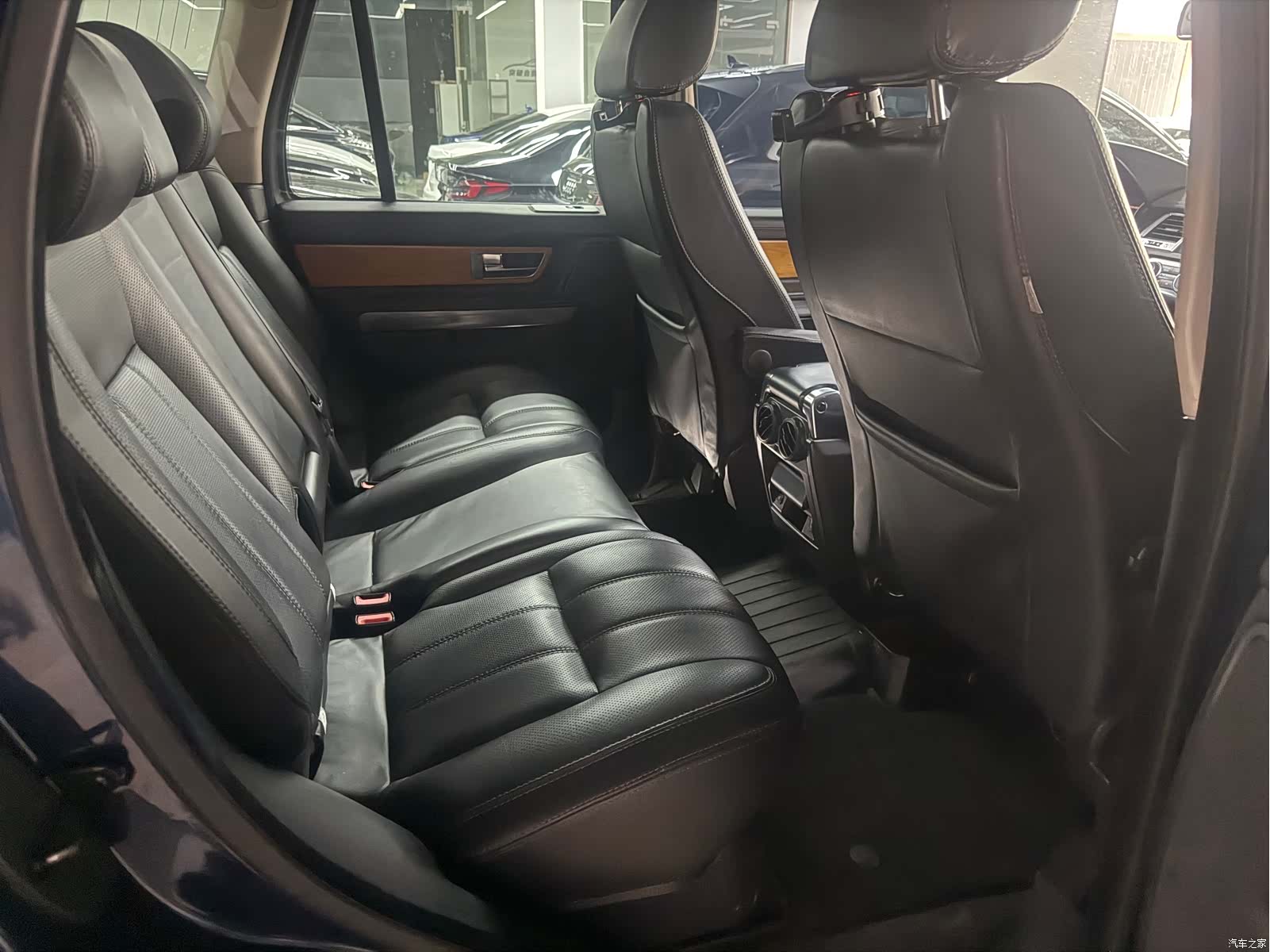 Land Rover Range Rover, 2012 8