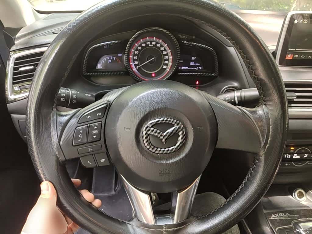 Mazda Mazda3, 2016 11