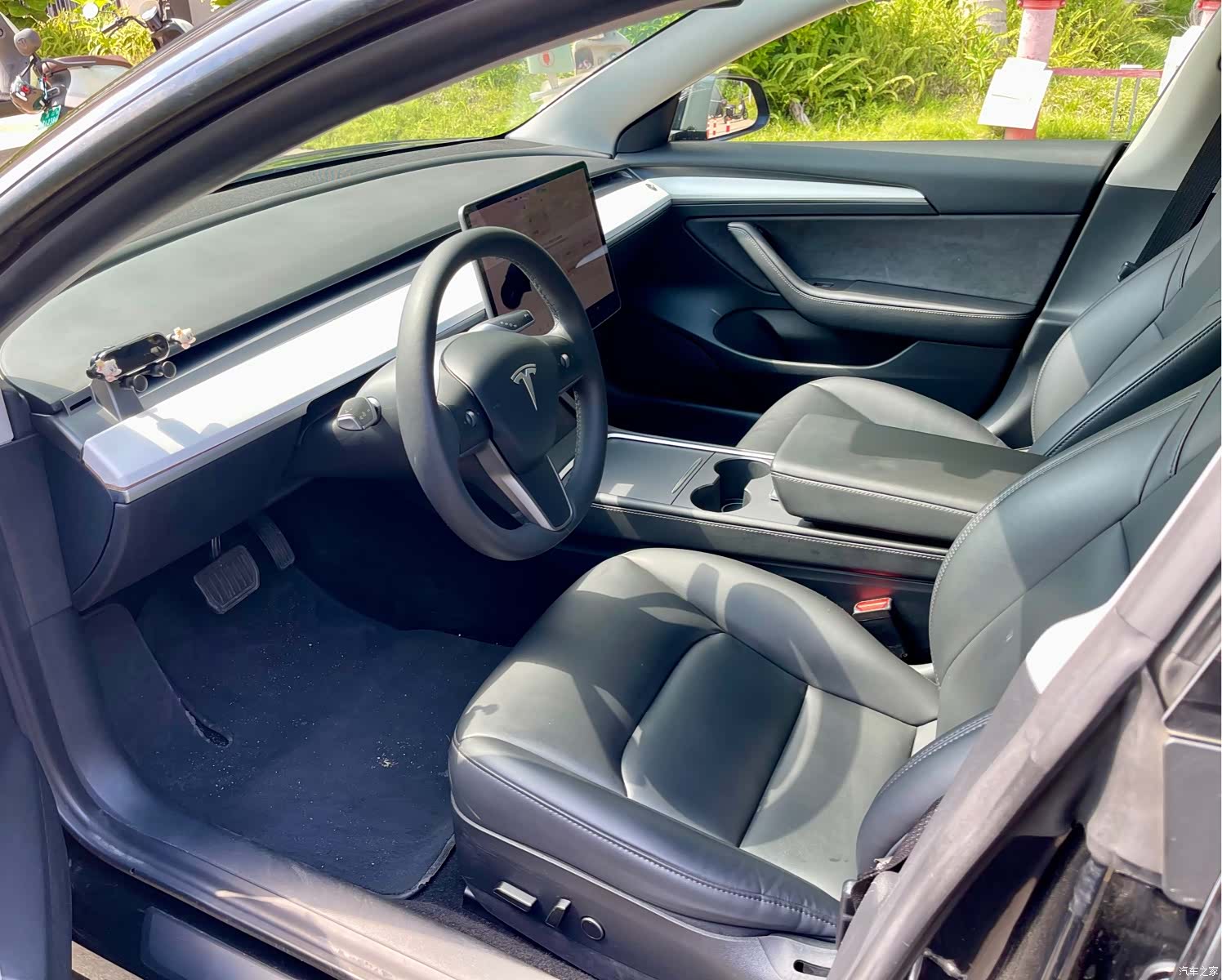 Tesla Model 3, 2021 4