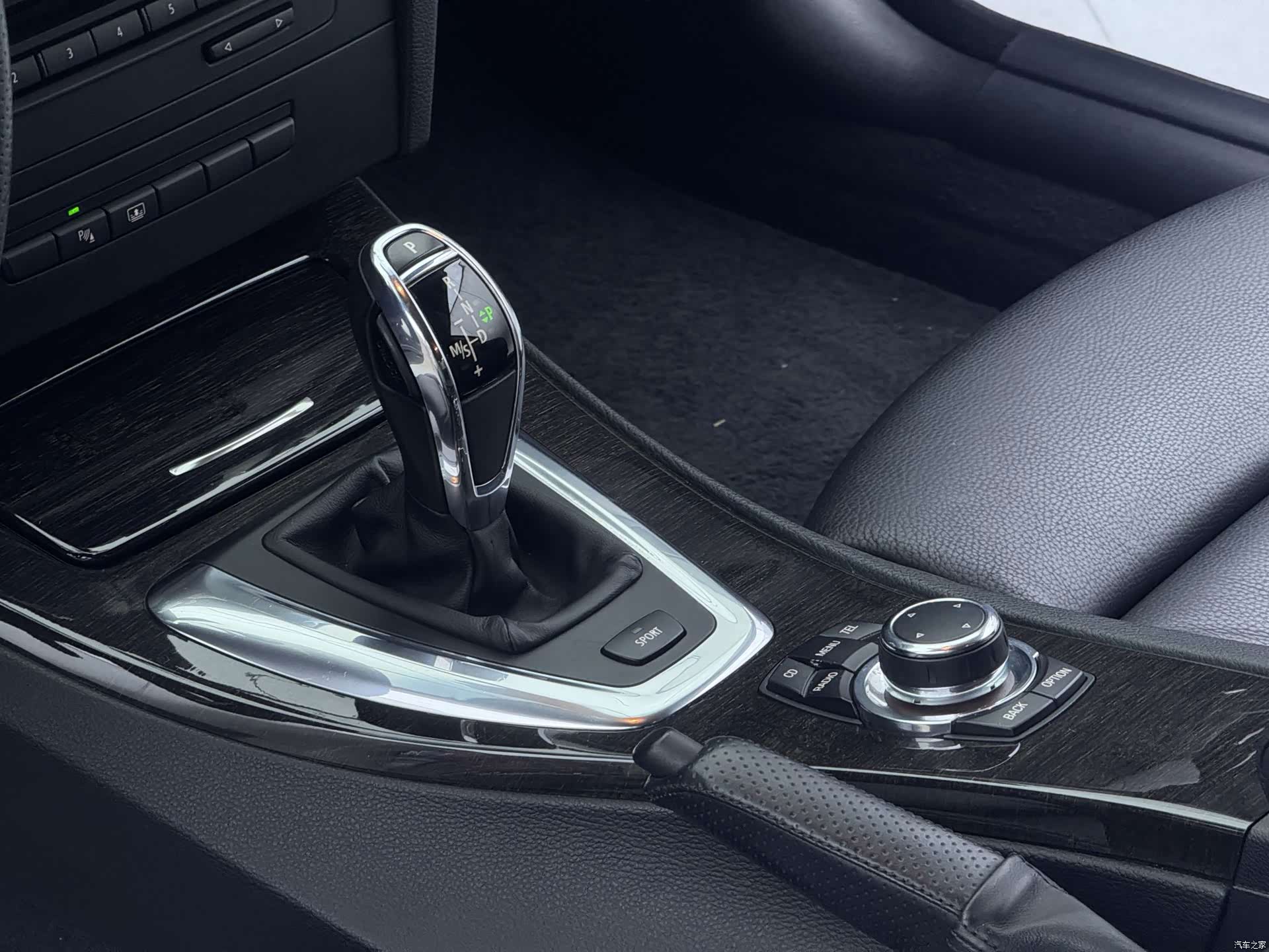 BMW 3 Series, 2011 14