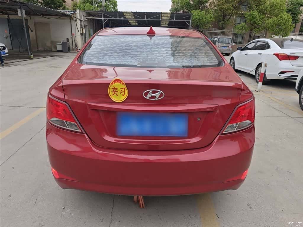 Hyundai GLS, 2014 6