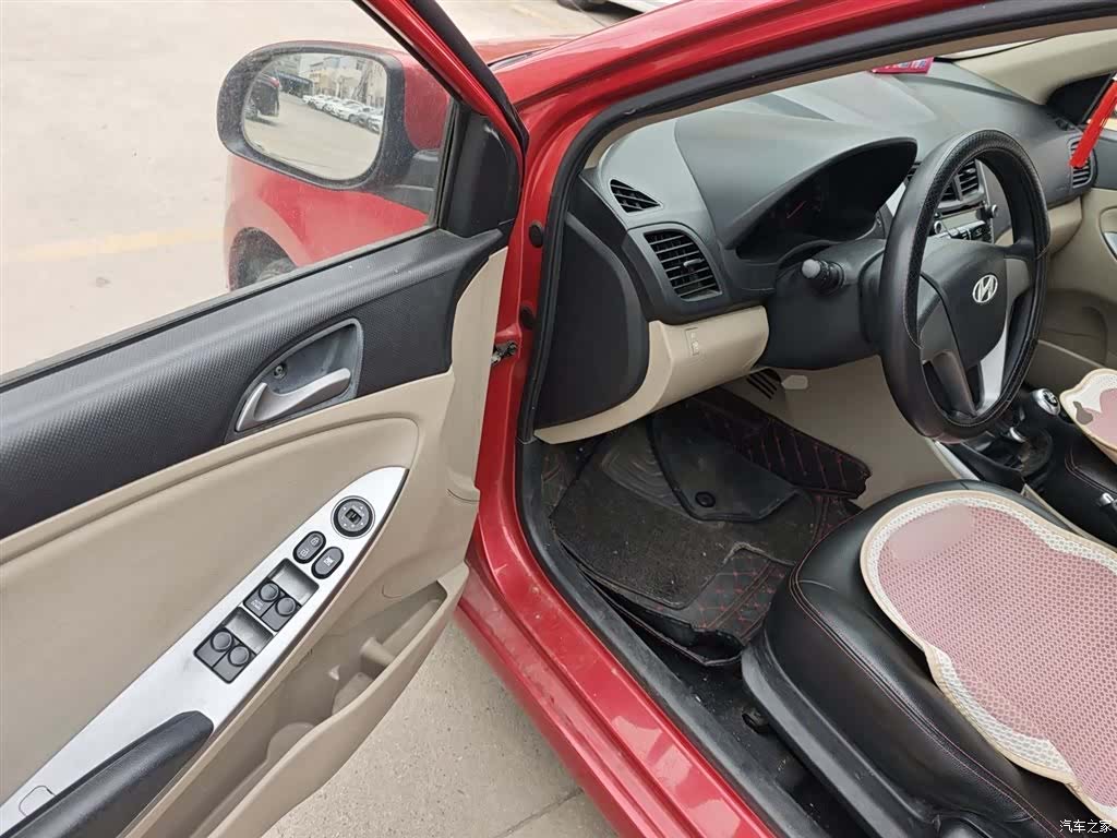Hyundai GLS, 2014 16