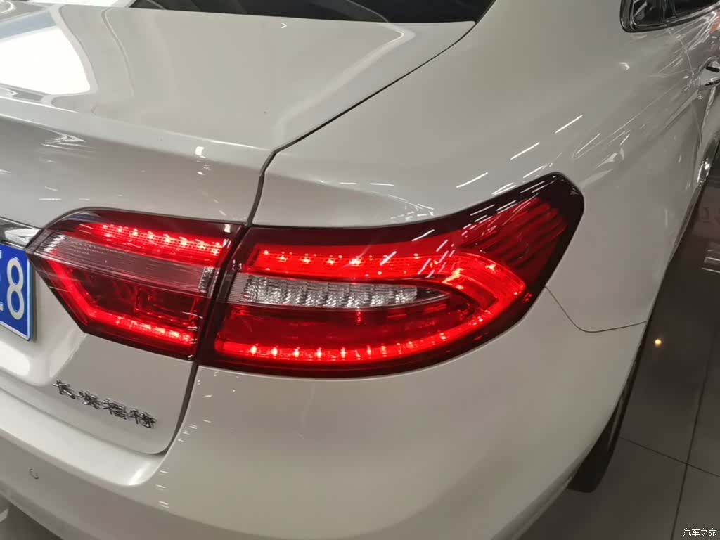 Ford Taurus, 2018 8