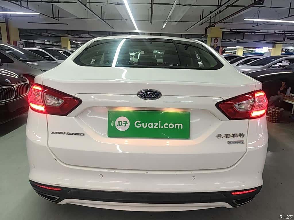 Ford Mondeo, 2015 4